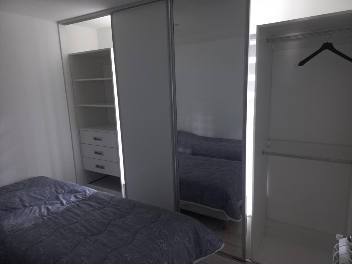הוילה Moderna Casa En אושואיה מראה חיצוני תמונה
