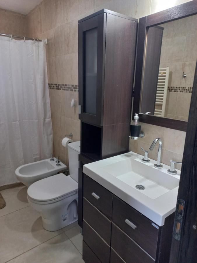 הוילה Moderna Casa En אושואיה מראה חיצוני תמונה