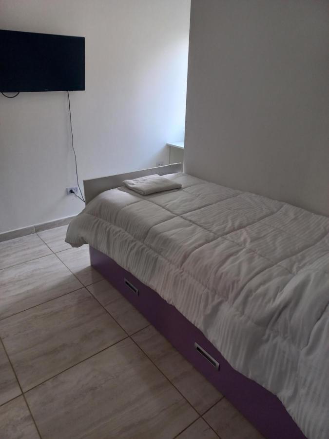 הוילה Moderna Casa En אושואיה מראה חיצוני תמונה